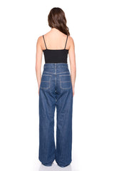 essential string top