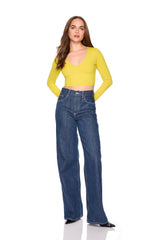 very v long sleeve crop top