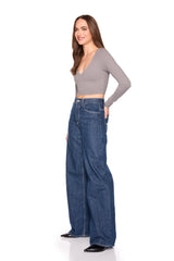 very v long sleeve crop top