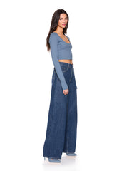 scoop front long sleeve top with thumbholes