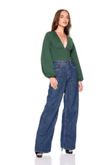 v neck bubble sleeve top