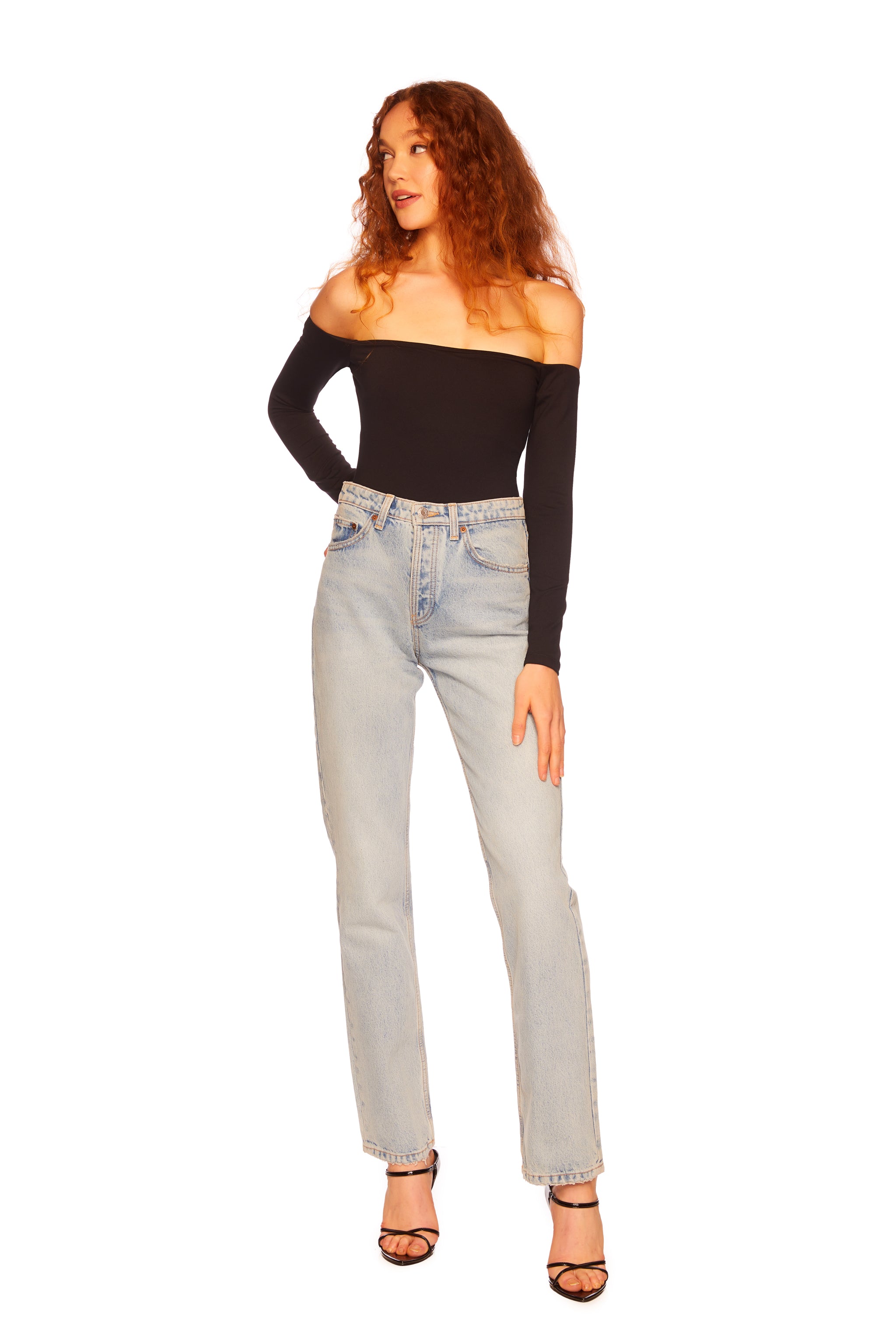 1223supt00942_black_4_2048x.
