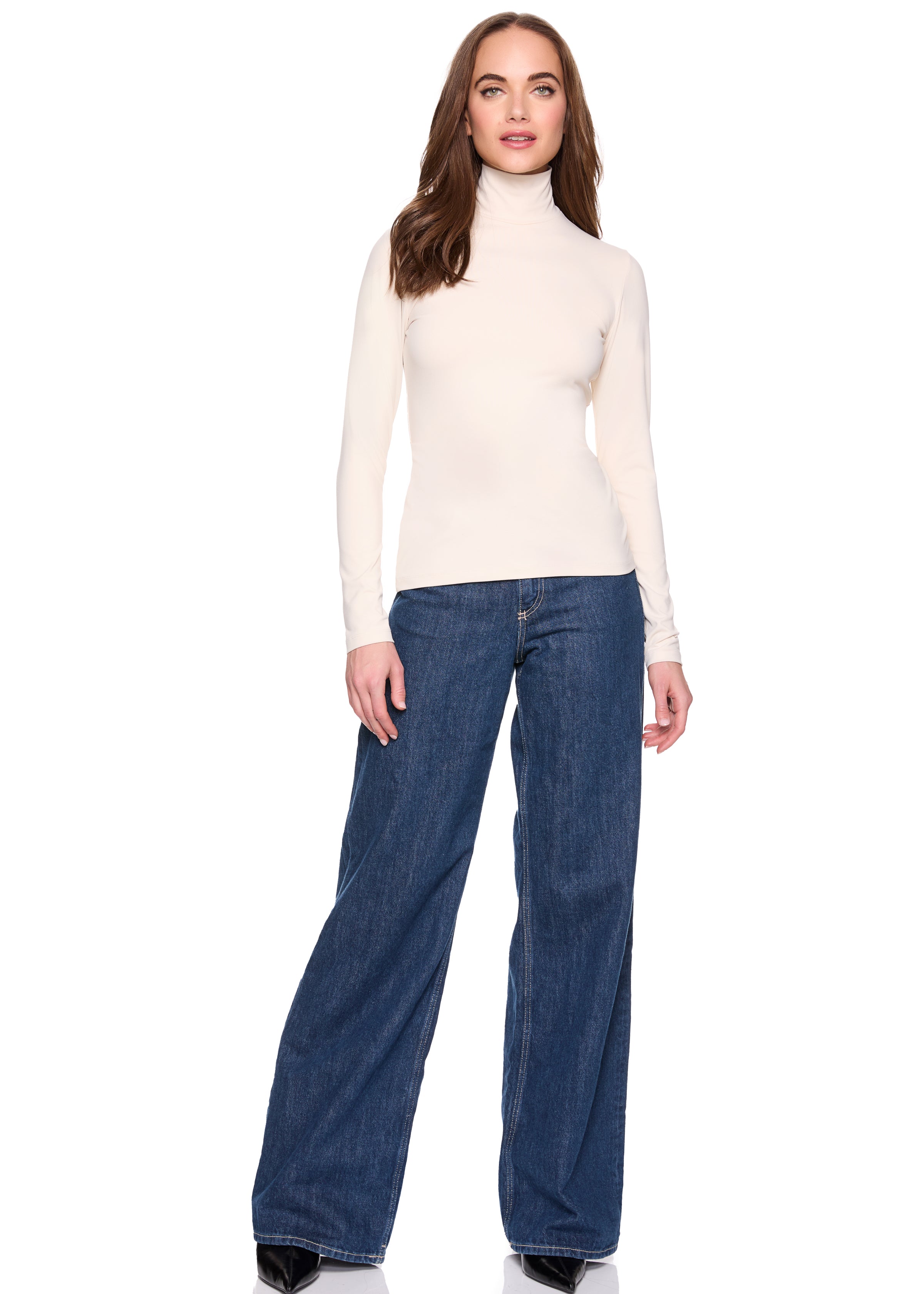 essential long sleeve turtleneck top