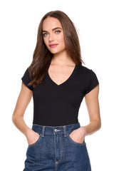 essential v neck short sleeve tee