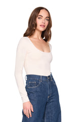 essential scoop front long lseeve top