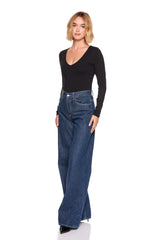 essential sexy v long sleeve