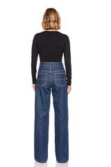 essential sexy v long sleeve